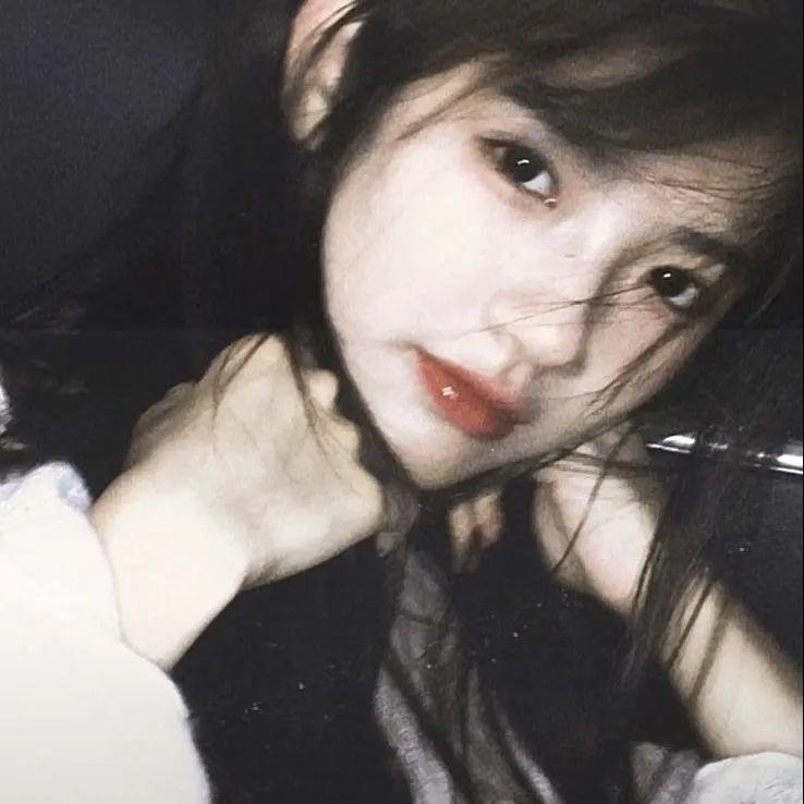 替嫁豪门：植物人老公被我吻醒了